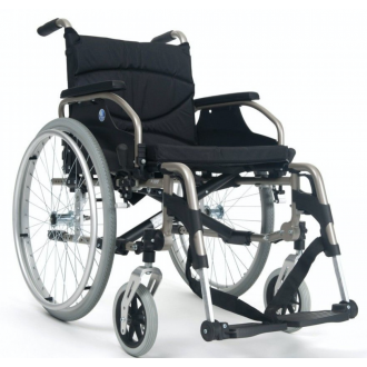 Кресло-коляска с ручным приводом  Vermeiren V300